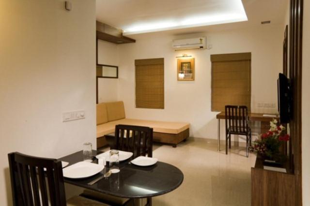 The Nines Business Hotel Bengaluru Szoba fotó
